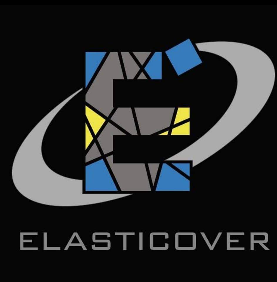 Logo Elasticover E con rayas y colores amarillo azul y gris con anillo alrededor sobre fondo negro